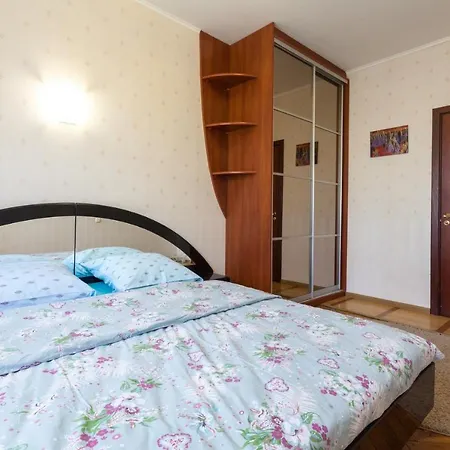 Apartment 2 Bedroom On Victory Square