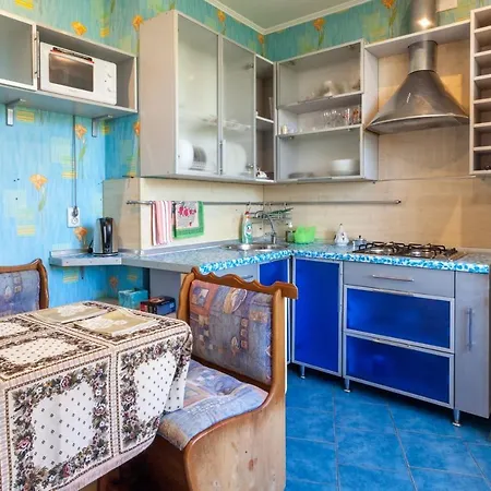 2 Bedroom On Victory Square