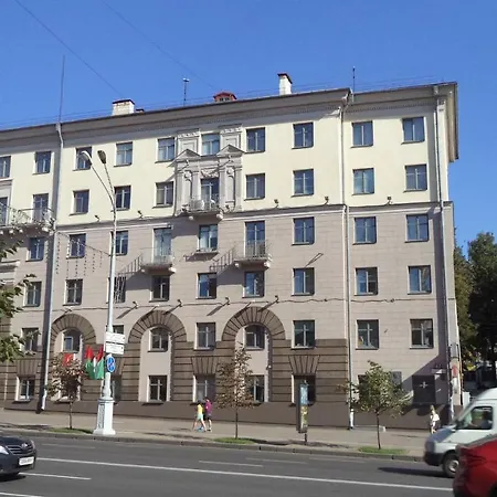 2 Bedroom On Victory Square Apartment *